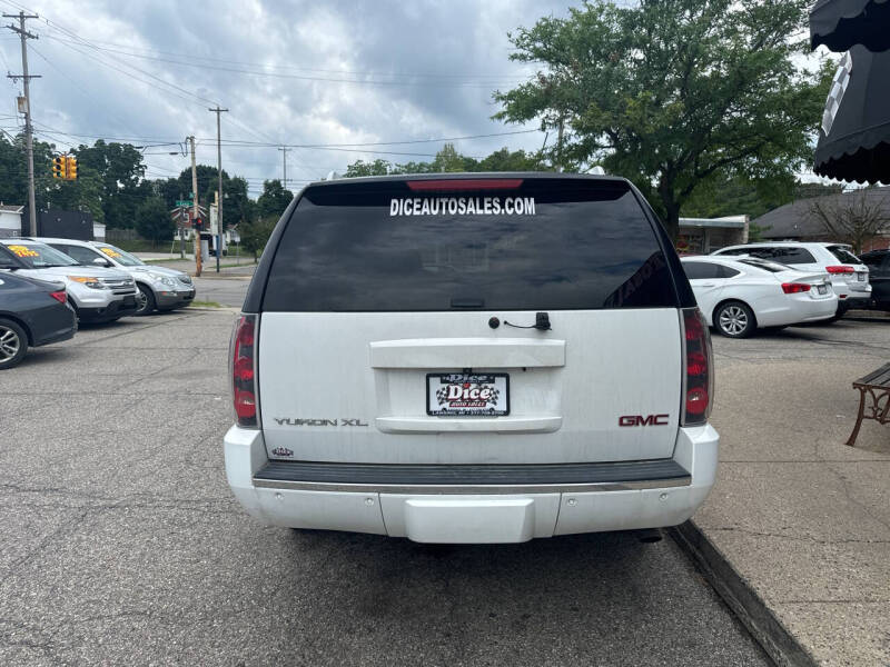 2007 GMC Yukon XL Denali