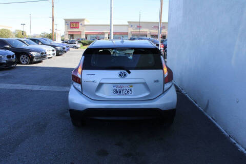 2017 Toyota Prius c One