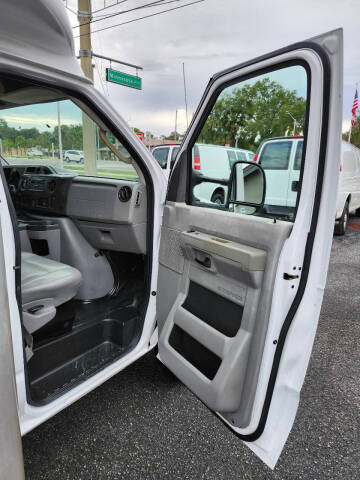 2018 Ford E-Series E-350 SD