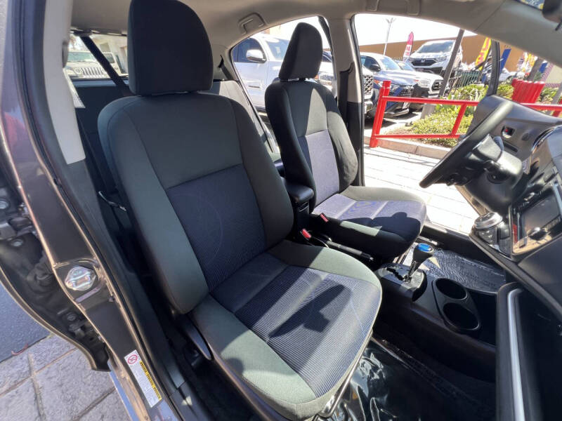 2016 Toyota Prius c