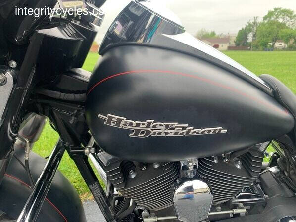 2014 Harley-Davidson Street Glide Special