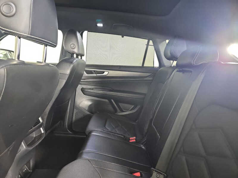 2024 Volkswagen Atlas Cross Sport SE