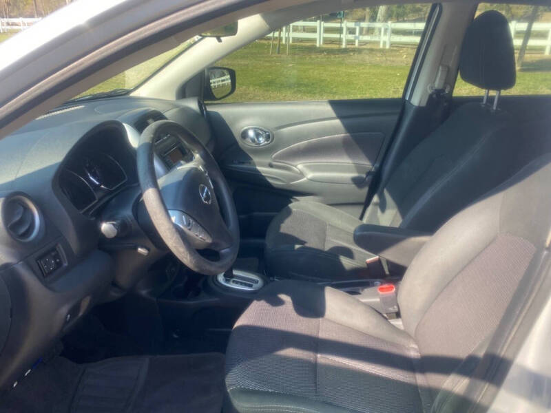 2018 Nissan Versa SV