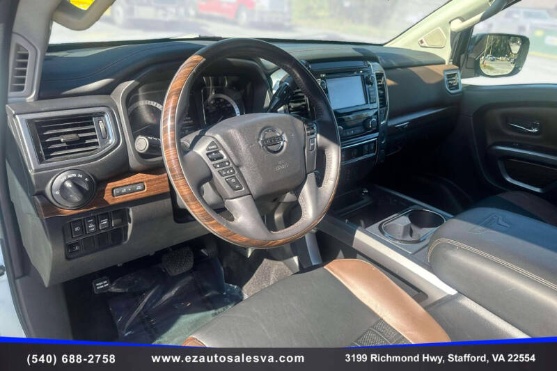 2017 Nissan Titan Platinum Reserve