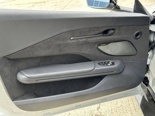 2025 Aston Martin Vantage