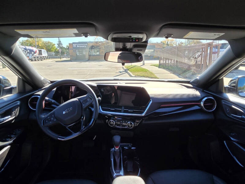 2025 Chevrolet Trax RS