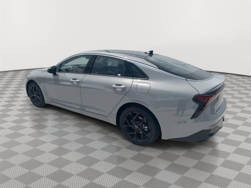 2026 Kia K5