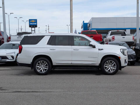 2022 GMC Yukon SLT