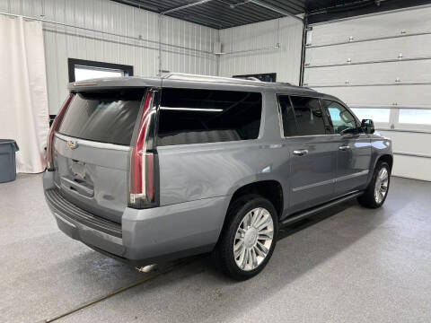 2018 Cadillac Escalade ESV Platinum