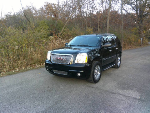 2014 GMC Yukon for sale at BestBuyAutoLtd in Spring Grove IL