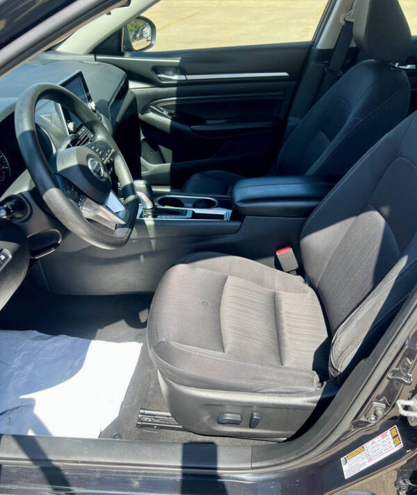 2021 Nissan Altima 2.5 SV