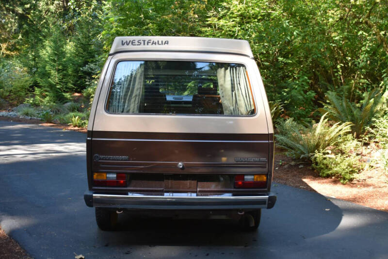 1984 Volkswagen Vanagon Camper