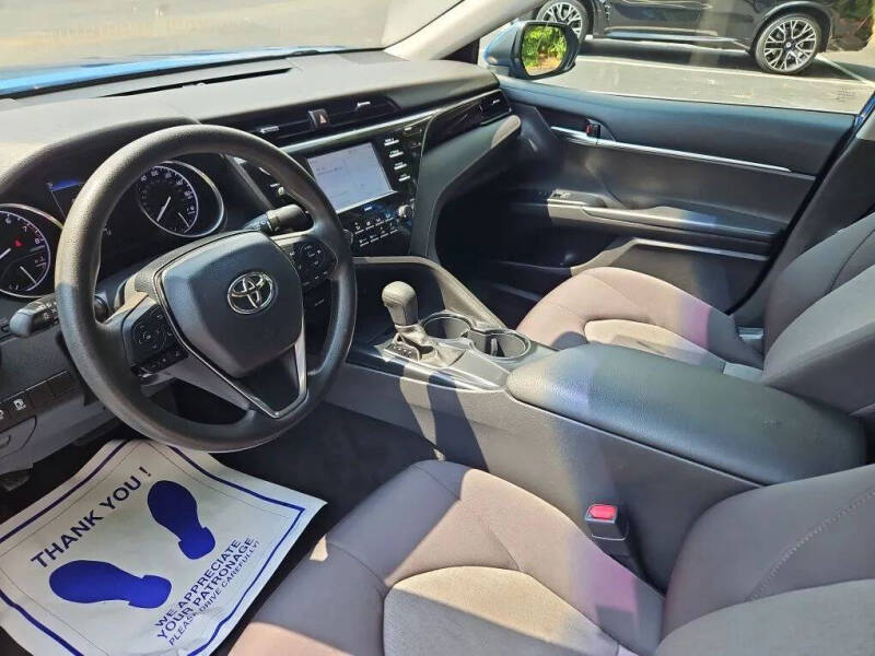 2020 Toyota Camry LE