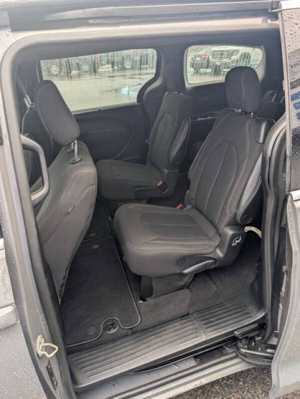 2022 Chrysler Pacifica Touring