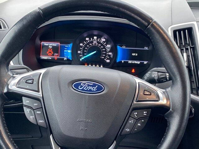 2023 Ford Edge Titanium