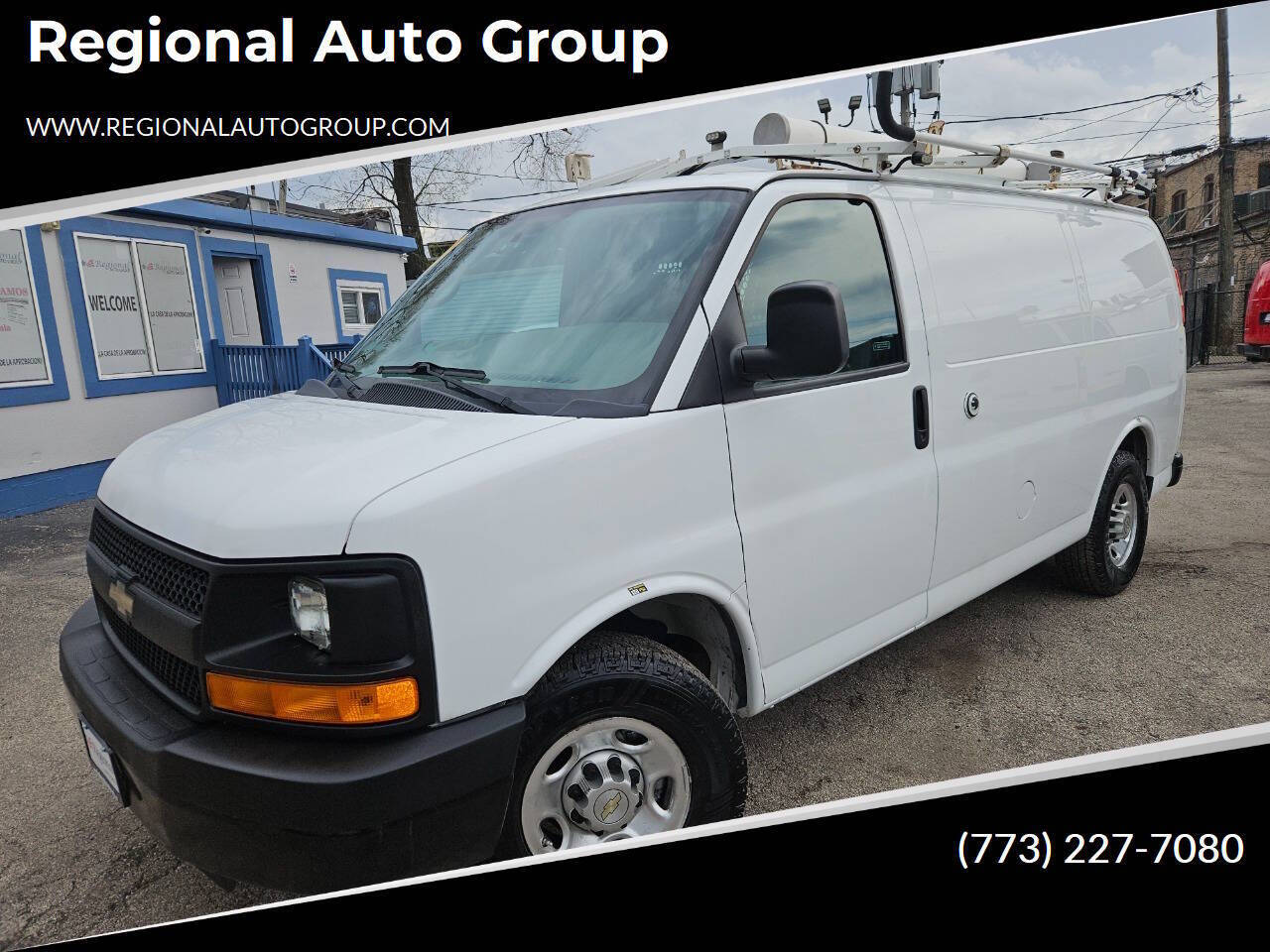 2013 Chevrolet Express 2500 Work Van HD's photo