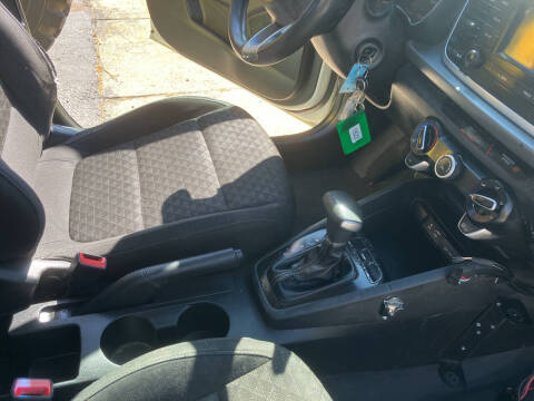 2018 Kia Rio 5-Door LX