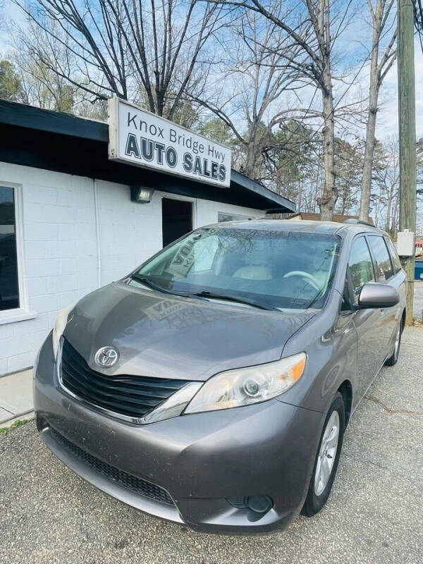 2014 Toyota Sienna for sale at Knox Bridge Hwy Auto Sales in Canton GA