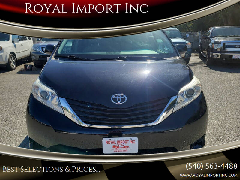 2013 Toyota Sienna LE 8-Passenger