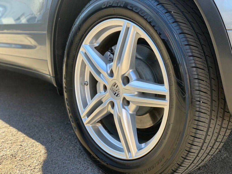 2017 Porsche Cayenne S