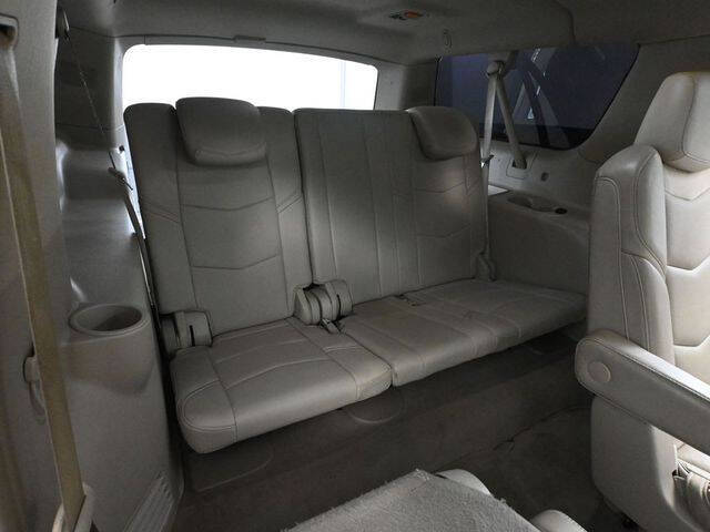 2017 Cadillac Escalade ESV Standard