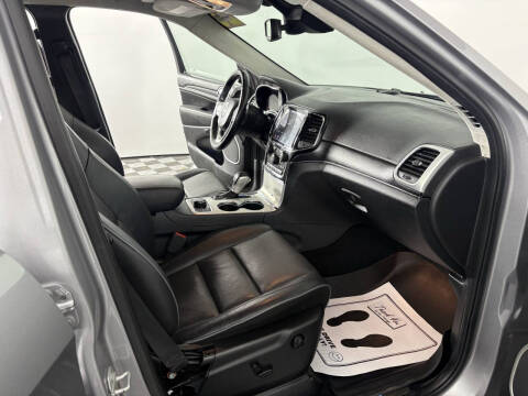 2020 Jeep Grand Cherokee Summit