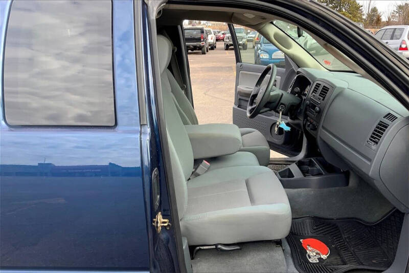 2005 Dodge Dakota ST