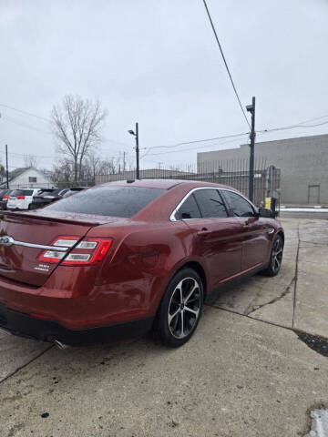 2014 Ford Taurus SEL