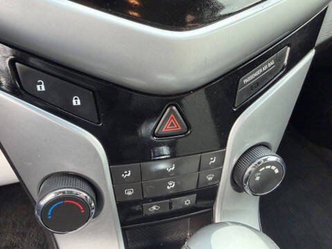 2011 Chevrolet Cruze LS