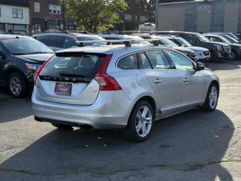 2015 Volvo V60 T5 Drive-E Platinum