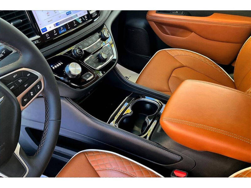 2024 Chrysler Pacifica Pinnacle