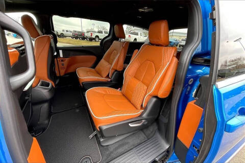 2026 Chrysler Pacifica Pinnacle