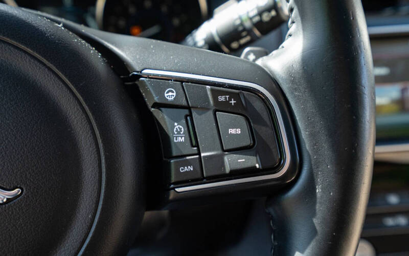 2017 Jaguar F-PACE 35t Prestige