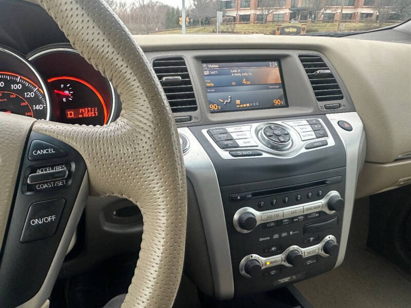 2010 Nissan Murano LE