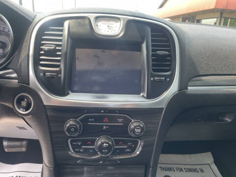 2020 Chrysler 300 Touring