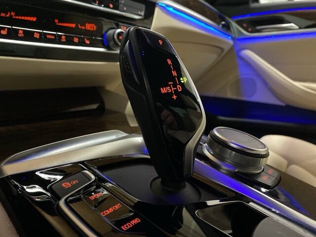 2020 BMW 5 Series 530i