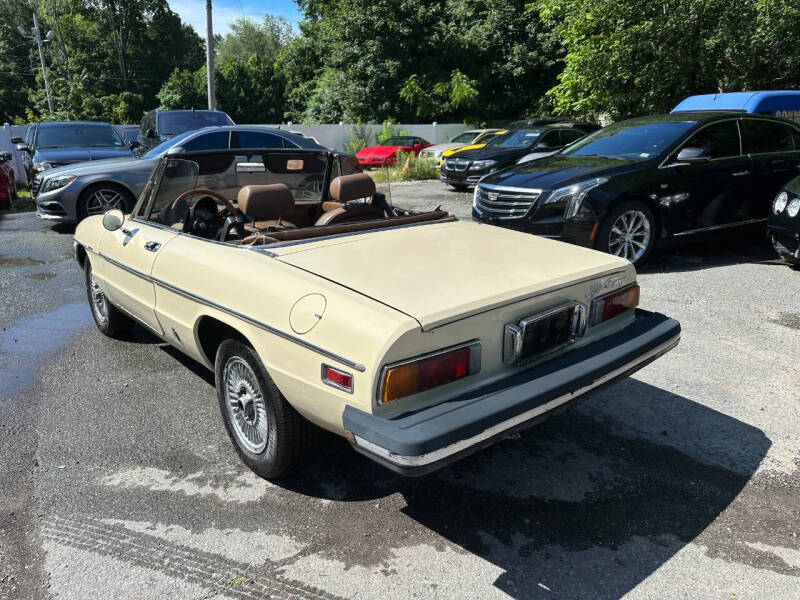 1982 Alfa Romeo Spider Veloce