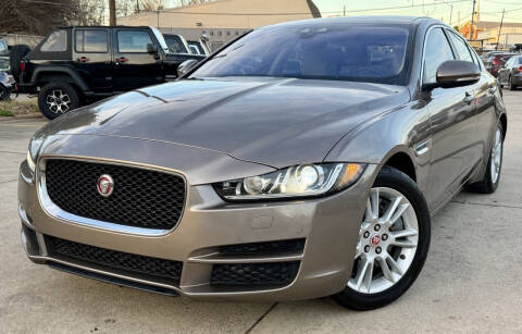 2017 Jaguar XE 25t Premium
