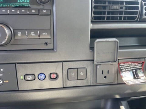 2025 GMC Savana 2500