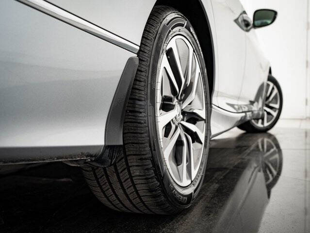 2019 Honda Accord Hybrid Touring