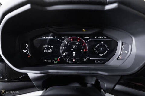 2025 Lamborghini Urus SE