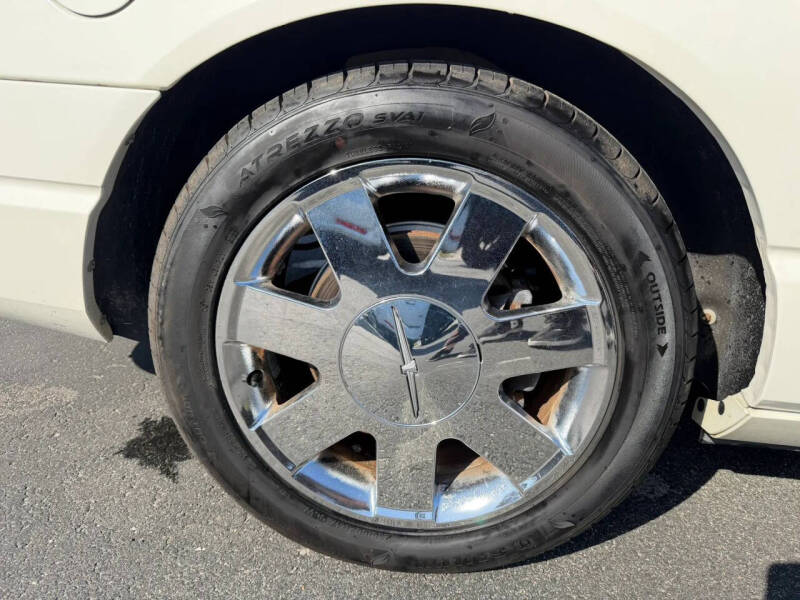 2002 Ford Thunderbird Deluxe