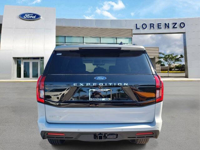 2026 Ford Expedition Active