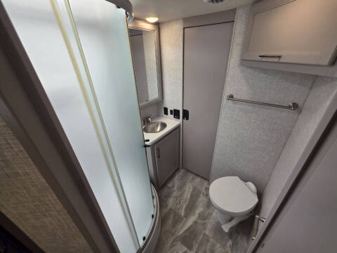 2021 Thor Motor Coach Quantum