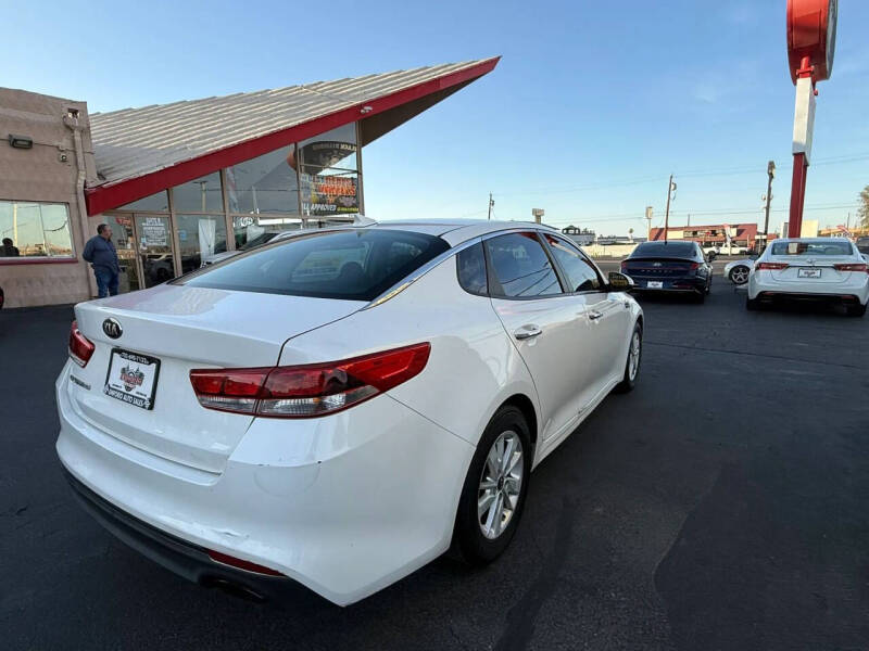 2016 Kia Optima LX
