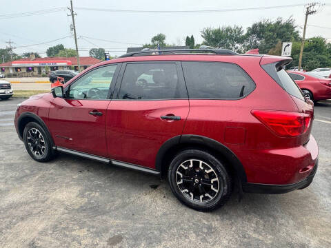 2020 Nissan Pathfinder SL