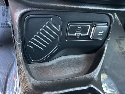 2017 Jeep Renegade Altitude