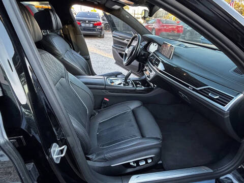 2017 BMW 7 Series 750i