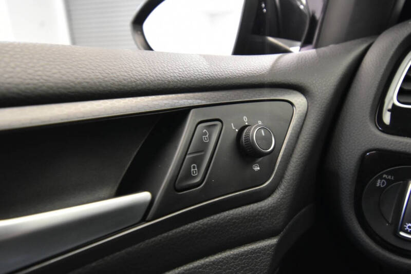 2020 Volkswagen Golf GTI SE