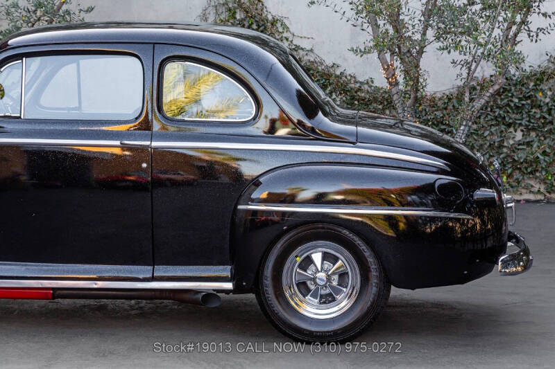 1948 Ford Super Deluxe